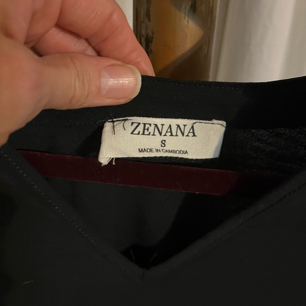 Zenana Black Tiered Babydoll Blouse Bell Sleeve Top Small - Picture 3 of 8